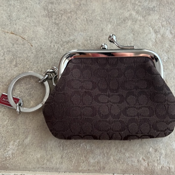 Coach change purse with key holder - Picture 4 of 4